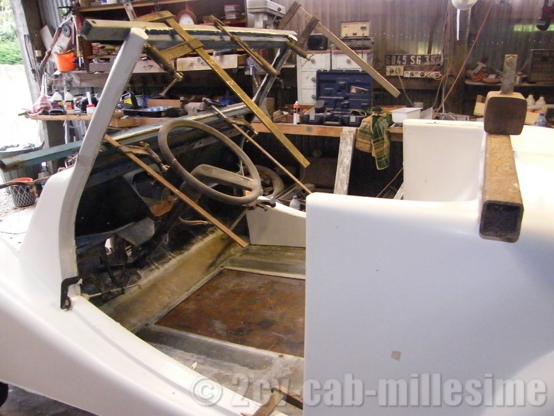 montage du kit 2 cv cabriolet millesime Hubert Heurtin