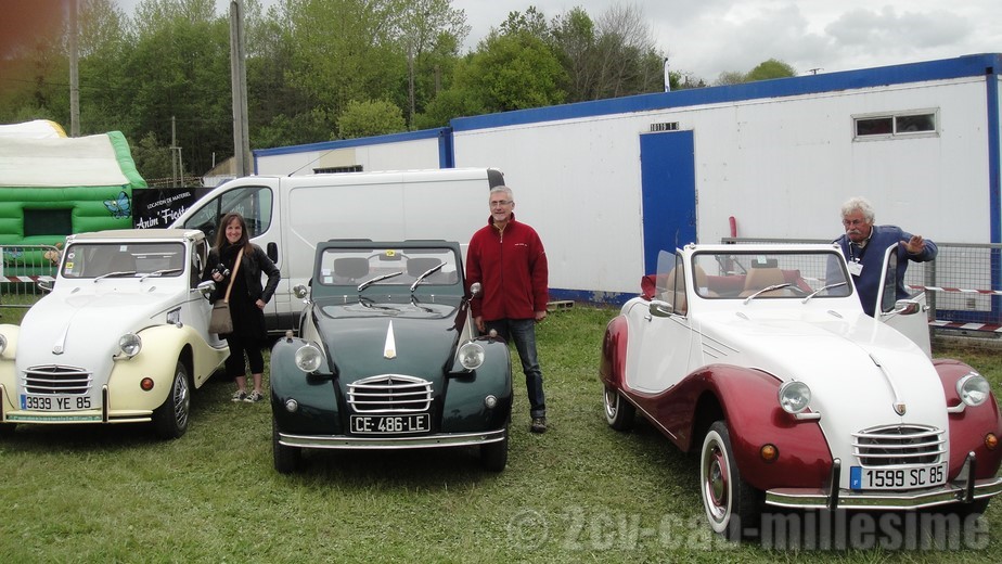 2 cv cabriolet millesime 20ème rencontre des 2 cv clubs de france Lavaré 2013