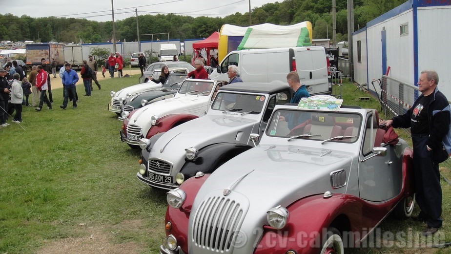 2 cv cabriolet millesime 20ème rencontre des 2 cv clubs de france Lavaré 2013