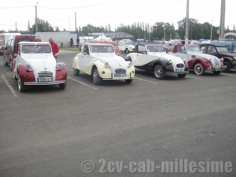 2 cv cabriolet millesime 19ème rencontre des 2 cv clubs de france chateaubriant 2012