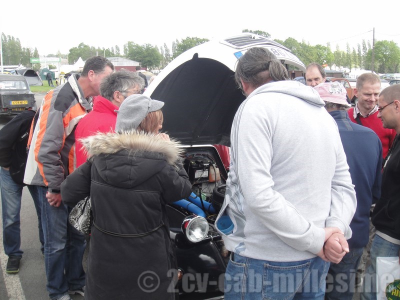 2 cv cabriolet millesime 19ème rencontre des 2 cv clubs de france chateaubriant 2012