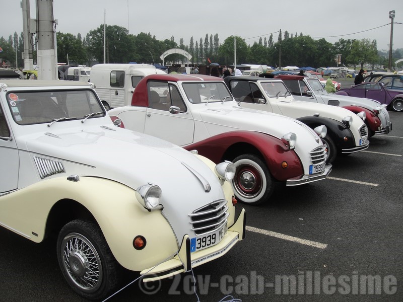 2 cv cabriolet millesime 19ème rencontre des 2 cv clubs de france chateaubriant 2012