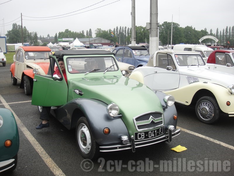2 cv cabriolet millesime 19ème rencontre des 2 cv clubs de france chateaubriant 2012