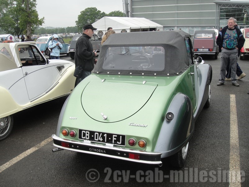 2 cv cabriolet millesime 19ème rencontre des 2 cv clubs de france chateaubriant 2012